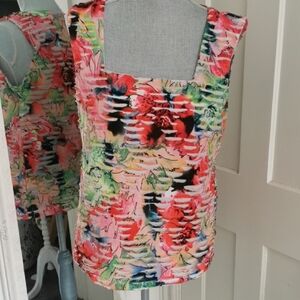 Melanie Lyne floral cut out funky sleeveless top. Size XL
